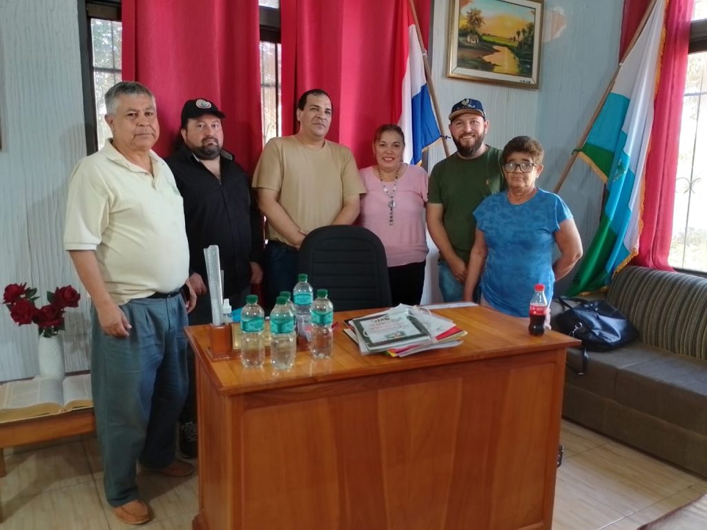 Sãmbyhyhára Javier Viveros og̃uahẽ <em>San Lázaro</em> tavao mburuvicha rendápe