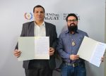Firma de convenio con Letra Paraguay