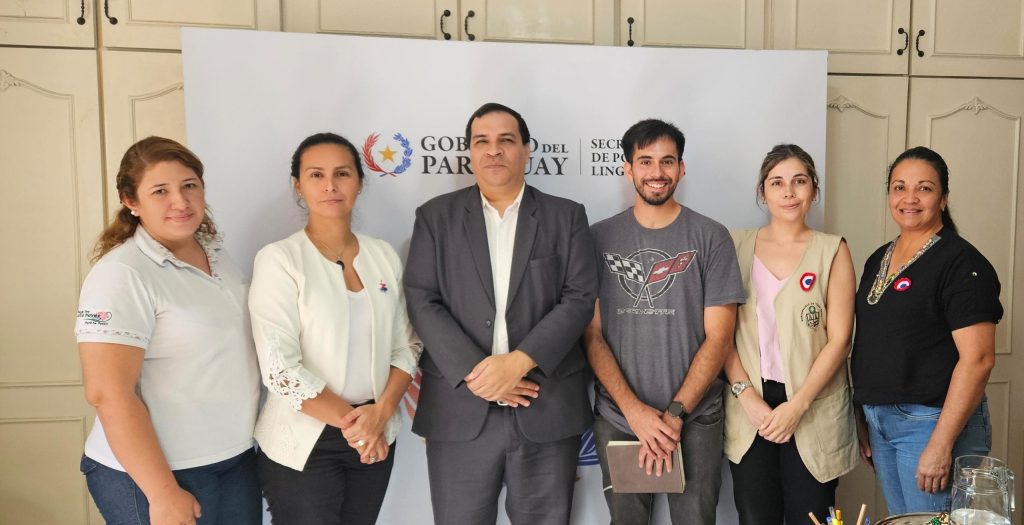 Ministro se reunió con funcionarios de la Municipalidad de Villa Hayes