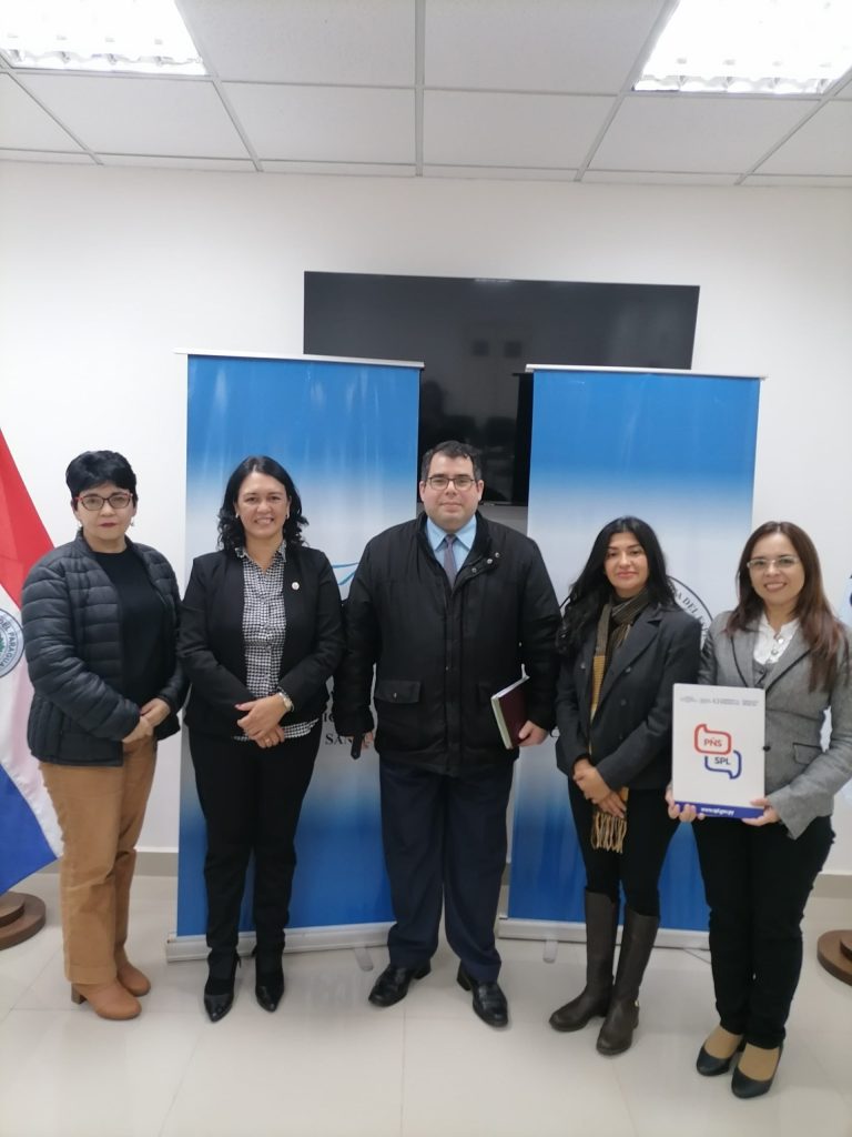 Encuentro en la Universidad Nacional de Villarrica del Espíritu Santo