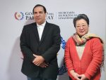 Ministro de la SPL se reunió con intérprete china