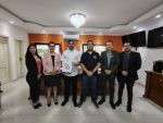 Reunión con autoridades e CDE para el asesoramiento lingüístico