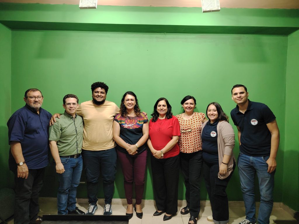 PÑS omoirũ tembiapo biblia lengua de señas paraguaya-pegua jesarekojey ha iñemoneĩ