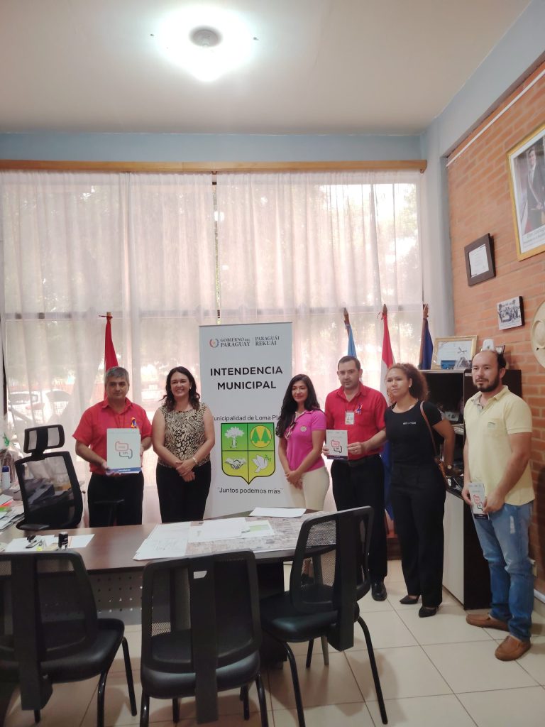 Paraguái Ñe’ẽnguéra Sãmbyhyha og̃uahẽ Loma Plata-pe oipytyvõ hag̃ua ichupekuéra iñe’ẽnguéra rekoguatápe