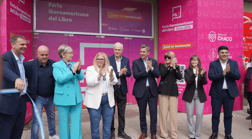 El ministro Viveros participó en la inauguración de la Feria Iberoamericana del Libro Chaco 2025