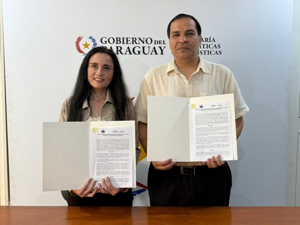 La Secretaría de Políticas Lingüísticas y el Centro PEN del Paraguay firman convenio para promover las lenguas del país