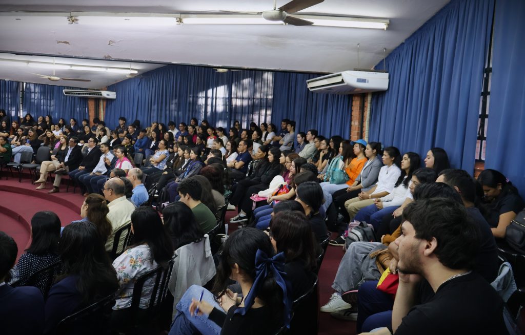 SPL participa en Semana de las Carreras de Educación en Lenguas