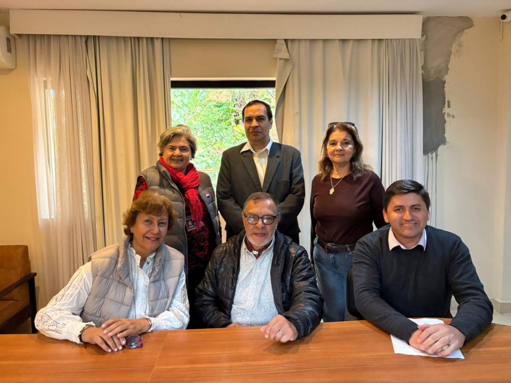 Representantes de Ñachec Cultural visitaron la SPL